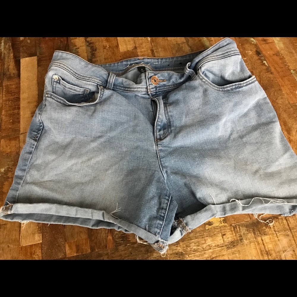 Inc blue jean shorts size 12